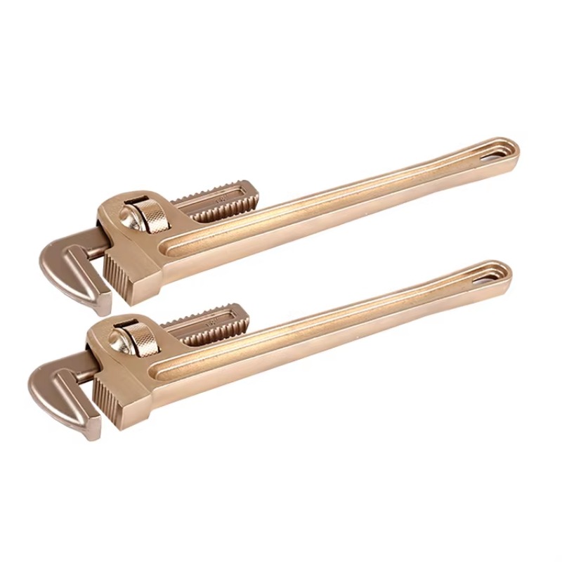 Pipe Wrench Adjustable - مفتاح أنابيب صناعي ثقيل الوزن قابل