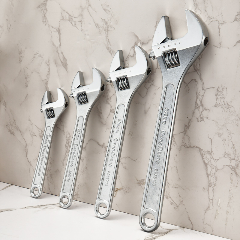 مجموعة مفاتيح قابلة للتعديل بت - مراجعة Pipe Wrench Adjustable وسعره